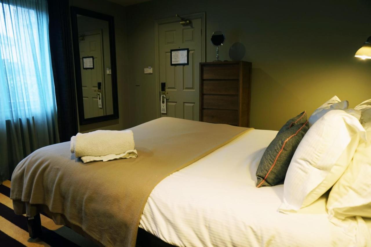 The Penny Farthing Hotel Бъркхамстед Екстериор снимка